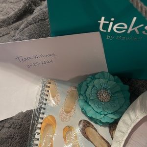 Size 7 Diamond White Croc Tieks, Unopened notebook, flower and Tieks bag